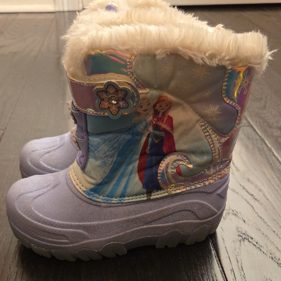 Toddler Girls Frozen Disney Winter Boots LIGHTUP BOOTS Elsa & Anna Size 12 - Picture 4 of 7
